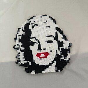 Marilyn Monroe bead art